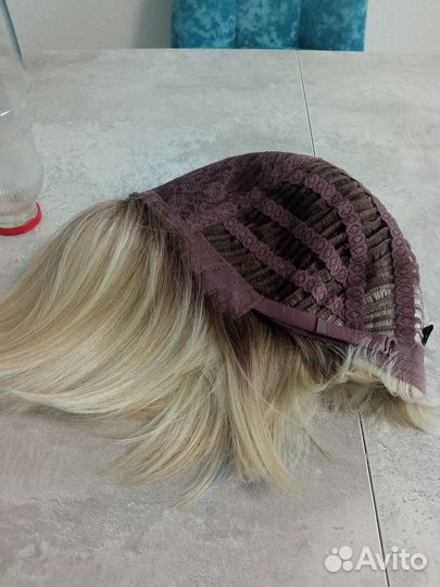 Парик женский