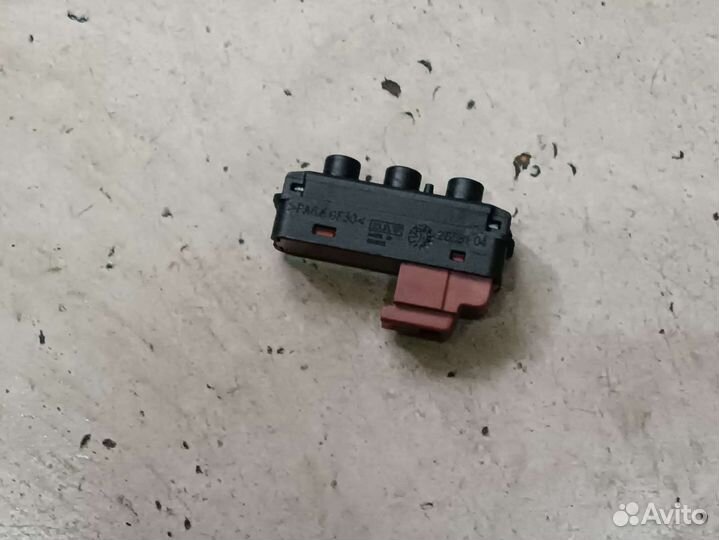 Кнопки памяти сидений Citroen Peugeot