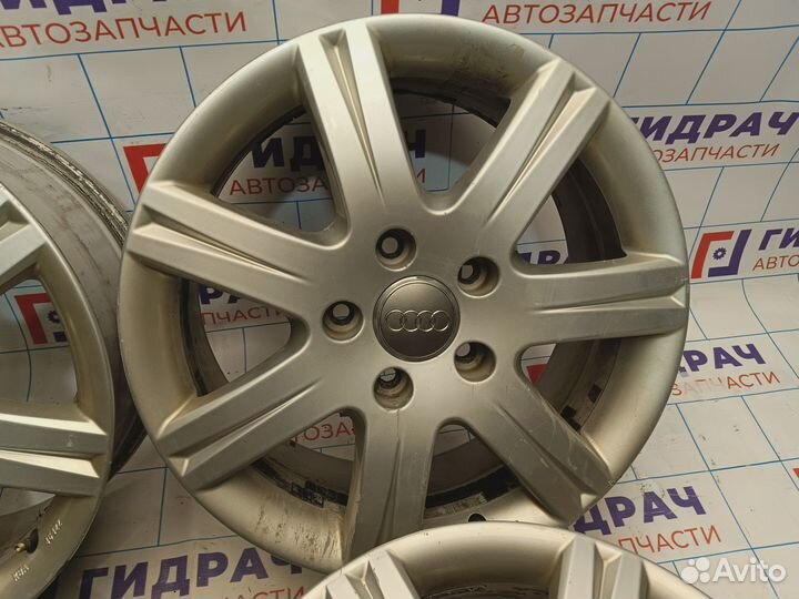 Комплект оригинальных литых дисков Audi Q7 R18 5*1