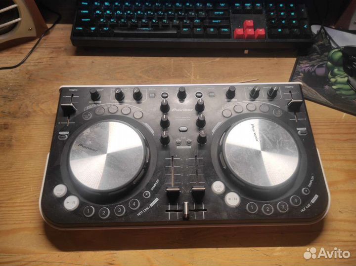 Pioneer DDJ-WeGO dj controller