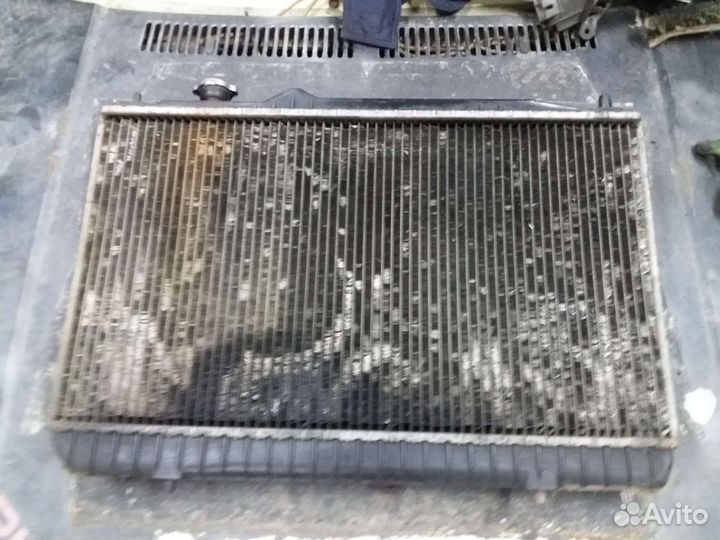 Радиатор mazda 626