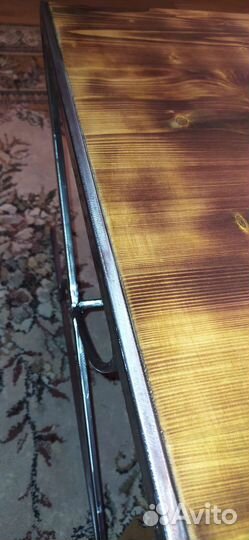 Журнальный столик