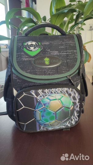 Школьный рюкзак