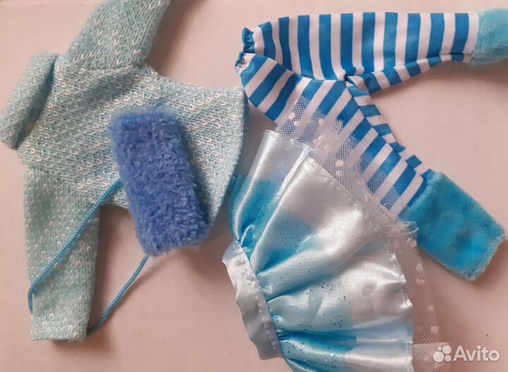 Кукла поющая с одеждой 32 см