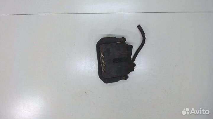 Суппорт Land Rover Range Rover 2, 2001