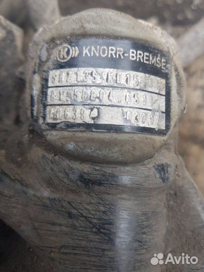 Суппорт правый Man