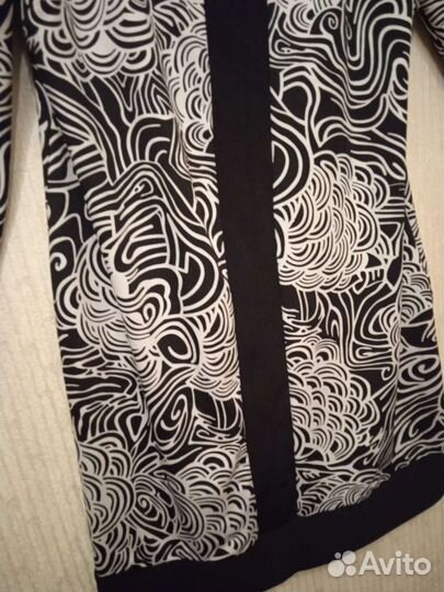 Платье М-L, стройнит