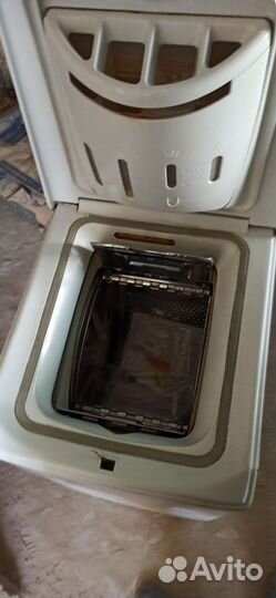 Стиральная машина с вертикальной загрузкой