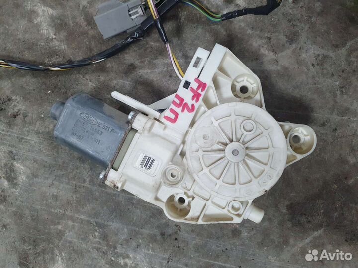 Мотор стеклоподъемника Ford focus 2 перед правый