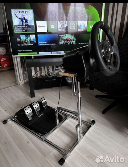 Стойка для игрового руля