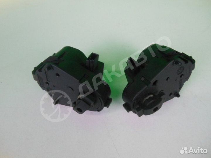 Моторчик заслонки отопителя Bmw 5 E60