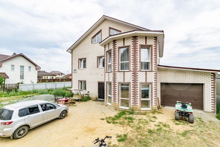 Дом 252 м² на участке 13,4 сот.