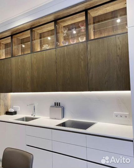 Кухня с антресолями под заказ