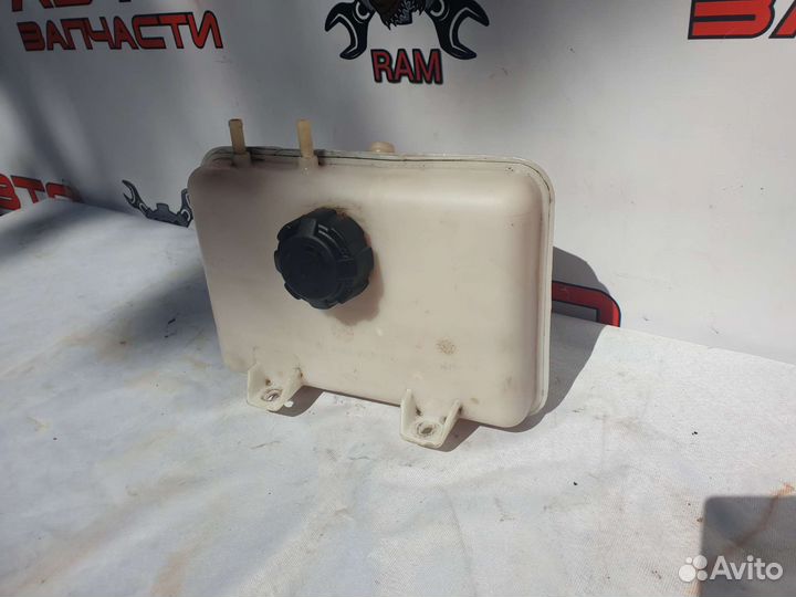 Расширительный бочек УАЗ Патриот