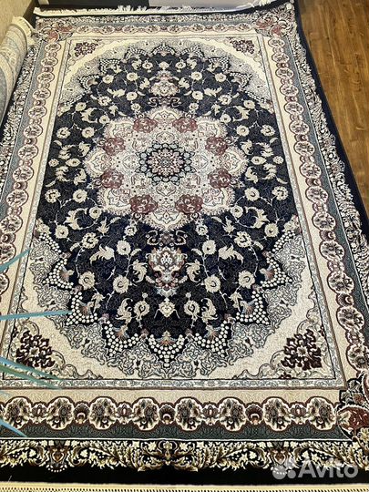 Ковер новый