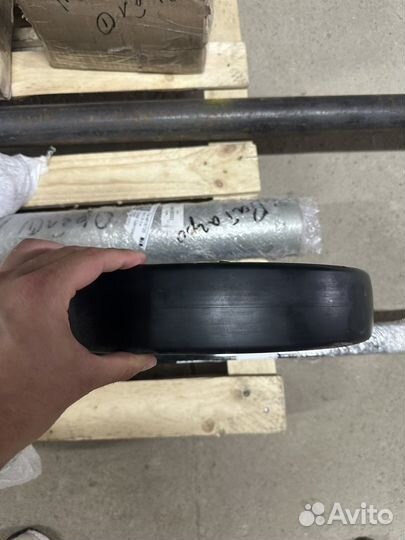 LE468/LE373 Ролик прикатывающий