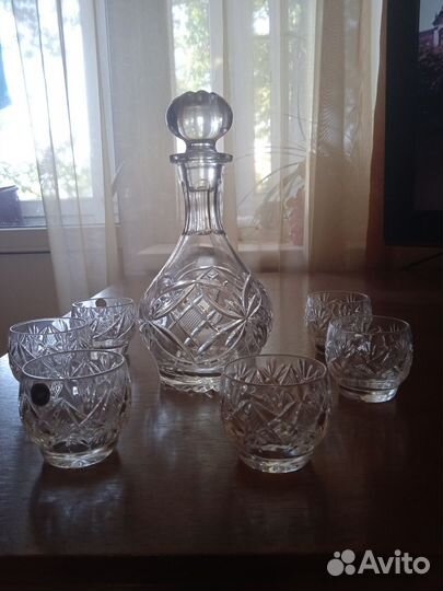 Графин хрустальный