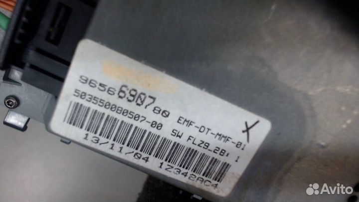 Дисплей мультимедиа Peugeot 407, 2004