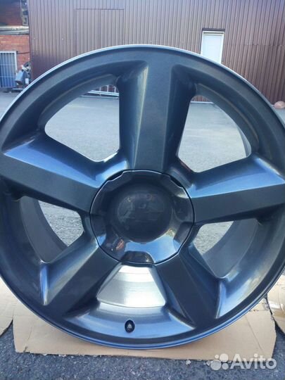 Диски R20 chevrolet Tahoe