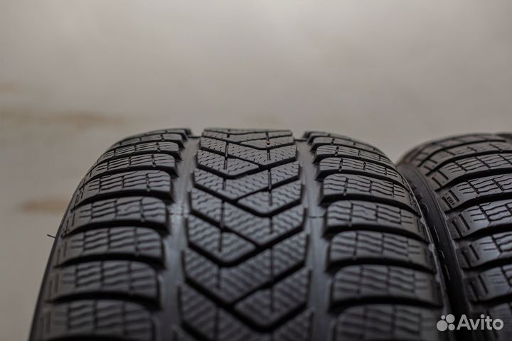 Pirelli Winter Sottozero 3 235/40 R18 95V