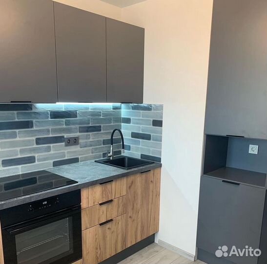 Кухня до потолка на заказ