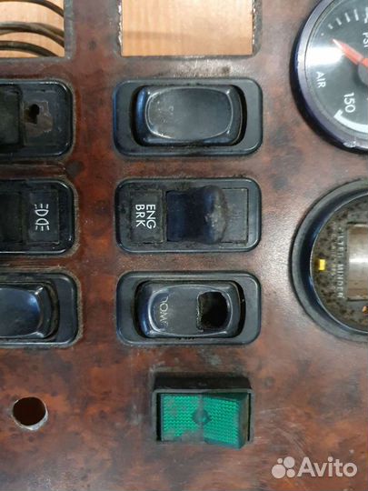 Freightliner панель