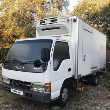 Isuzu ELF (N-series) изотермический, 2004