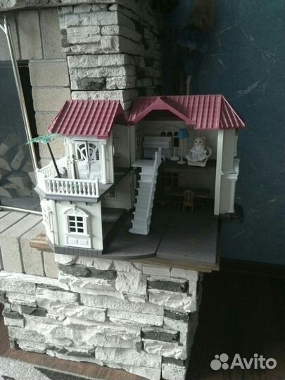 Кукольный домик