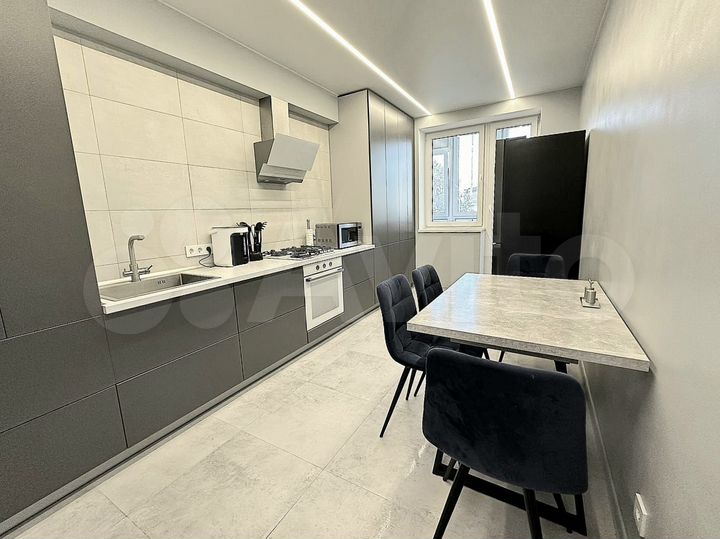 2-к. квартира, 64,3 м², 2/9 эт.