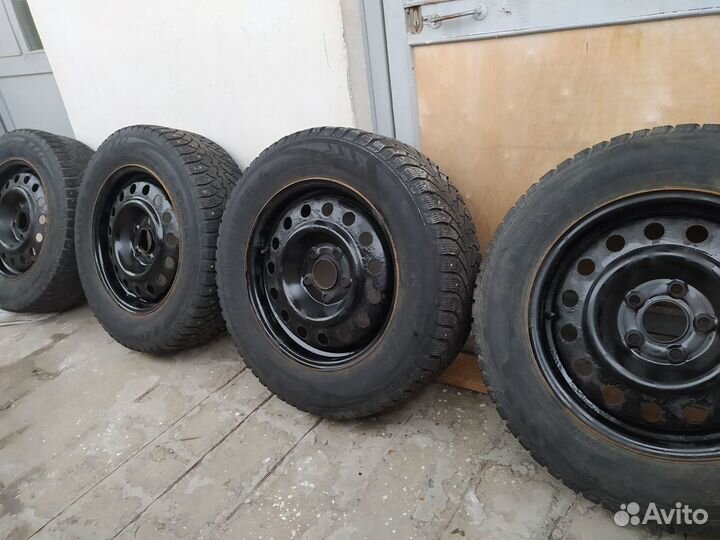 Колеса штампованные зимние 215/65/16