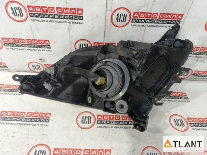 Фара левая toyota prius