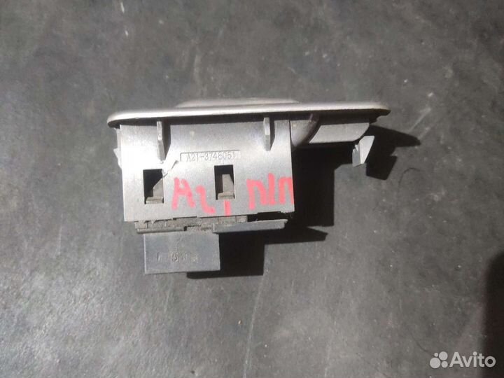 Кнопка стеклоподъемника пассажира Chery Fora