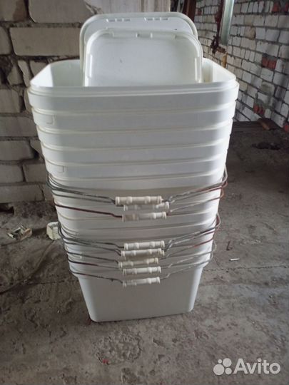 Ведро пластиковое с крышкой 20 литров