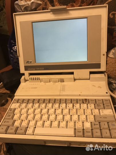 Ноутбук винтажный AST Advantage. NB-SX25 color