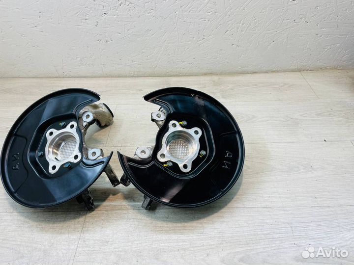 Цапфы задние пара Honda Civic 4D