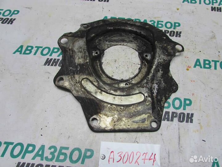 Пыльник двигателя центральный для Volkswagen Passa