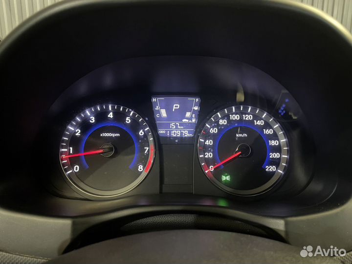 Hyundai Solaris 1.6 AT, 2011, 111 000 км