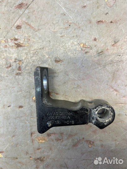 Петля двери задняя левая Audi A6 C7 3.0 2012