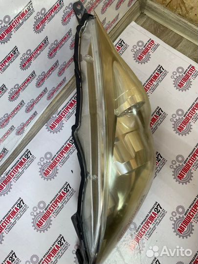 Фара левая Honda Stepwgn RG4 K24A 2006