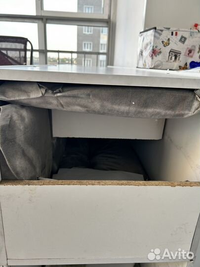 Продам шумобокс 2 машинки