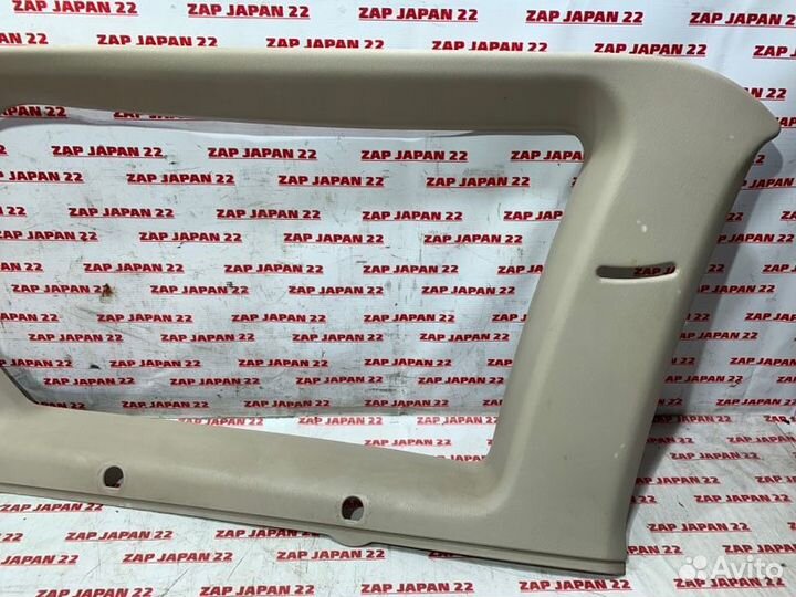 Обшивка багажника левая Mitsubishi Challenger K99