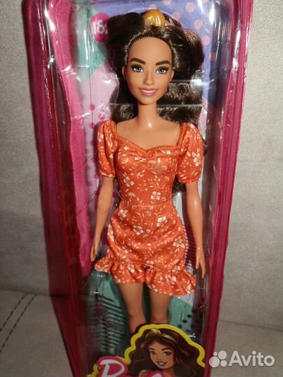 Кукла Барби новая ровная