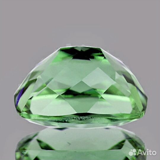 Апатит натуральный 2,48Ct 9х7 VVS Кушон Мадагаскар