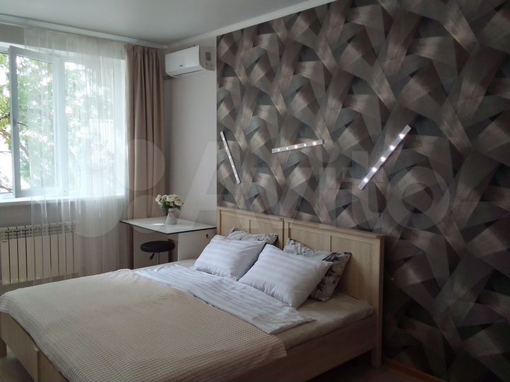 2-к. квартира, 72 м², 2/5 эт.