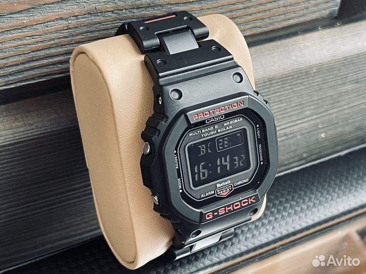 Часы G-Shock / Maurice Lacroix