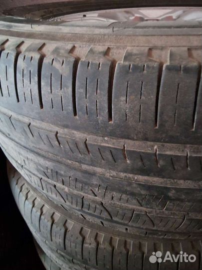 R18 Pirelli Scorpion 235/60, PCD 5x150 DIA 110