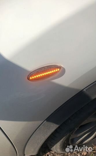 Динамические поворотники на Nissan Qashqai X-Trail