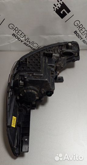 Фара передняя правая Hyundai Solaris H592164040