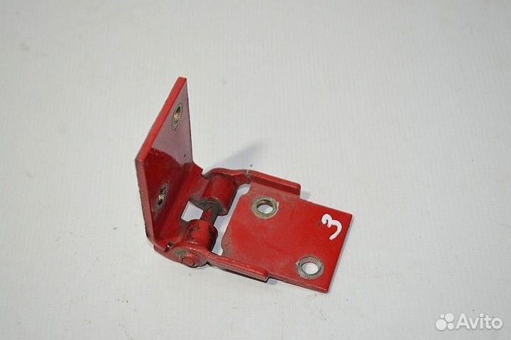 Петля люка бокового ящика кабины DAF XF105 (01.05)