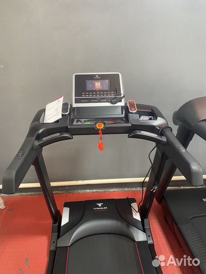Мощная беговая дорожка с интернетом